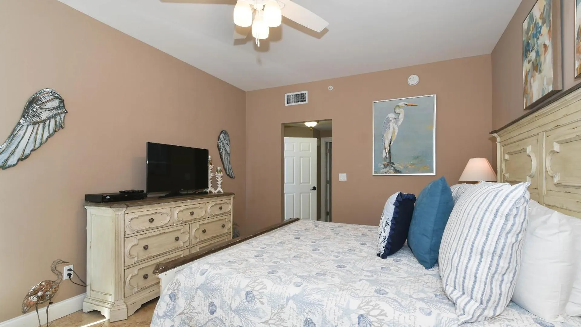 Silver Beach Towers E1005 Destin Apartment